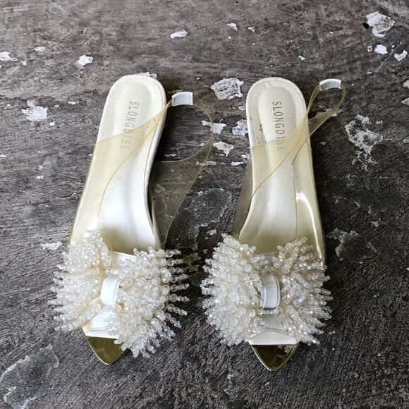 Vintage slippers  - Picture 1 of 7
